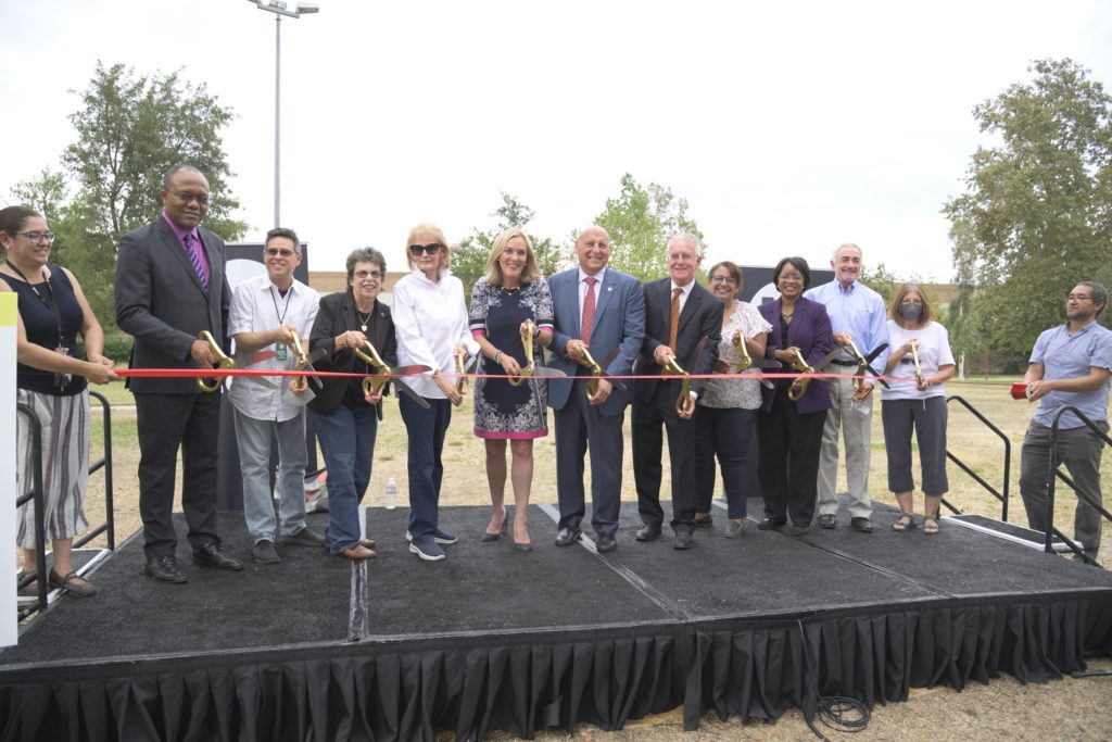 soundwall ribbon cutting